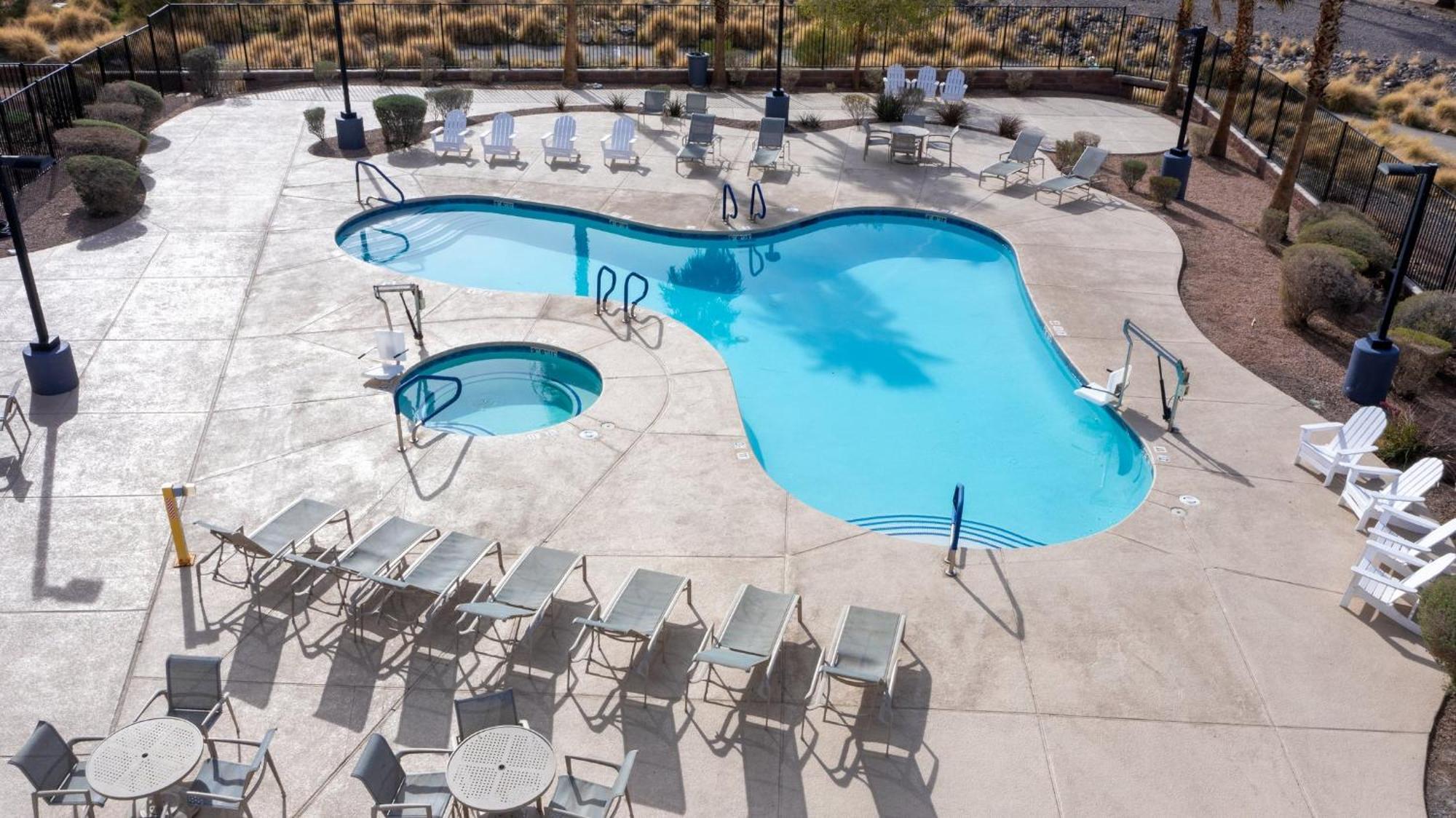 Holiday Inn Express Hotel And Suites - Henderson By Ihg Las Vegas Exterior foto