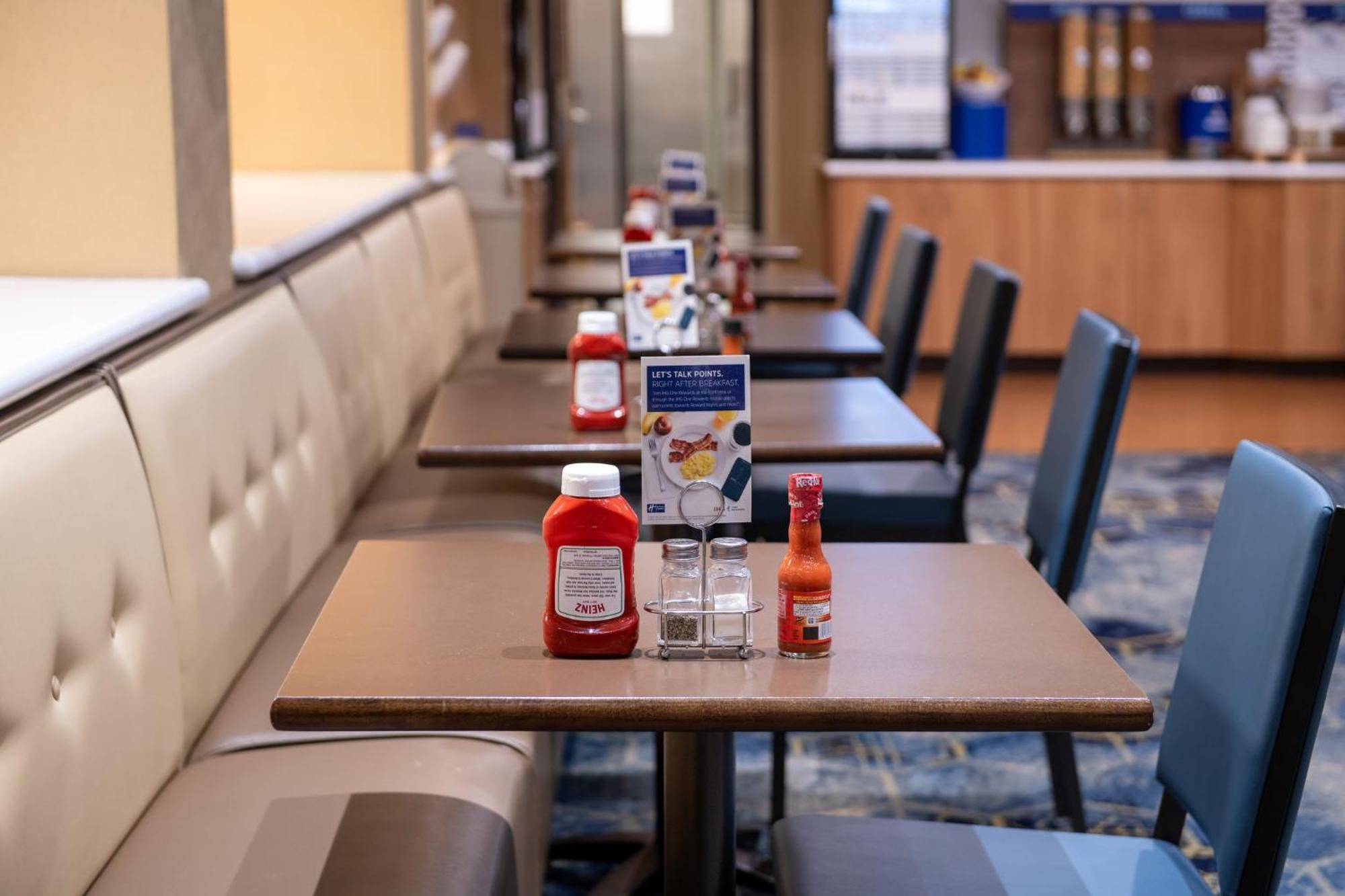 Holiday Inn Express Hotel And Suites - Henderson By Ihg Las Vegas Exterior foto